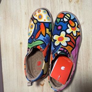 UIN Women's Slip On Casual Loafers Knitted Art Painted Comfort Soft Walking